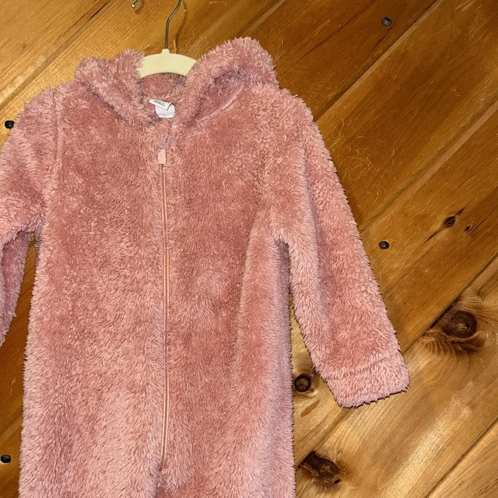 Toddler girls 18/24m pink fluffy snow cold weather zip up bunting suit